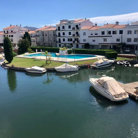 Apartment Port Sotavent: Canal-view With Pool In Marina *